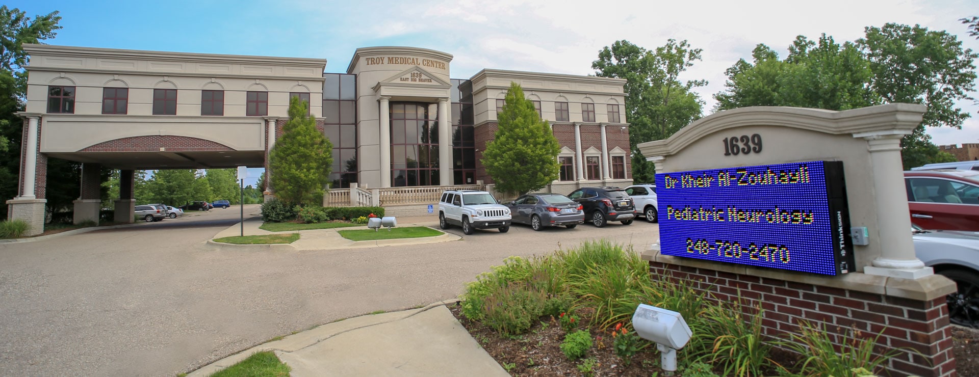Troy Medical Center at 1639 East Big Beaver Road, with the clinic’s roadside sign